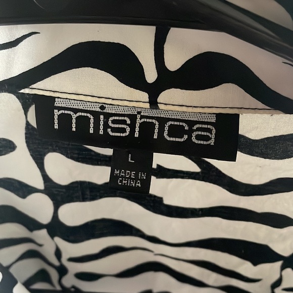 Mischa black and white top - Picture 2 of 2